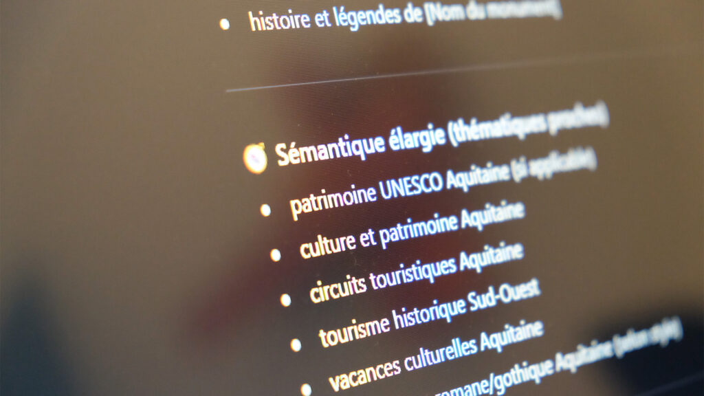 production de contenus rédaction custom GPT